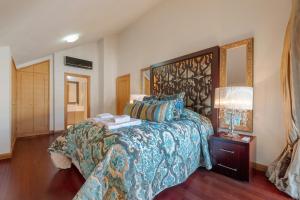 Cliff View Apartment - By Wehost