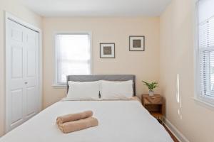 Charming Entire Home,18m to Manhattan, Home Theater