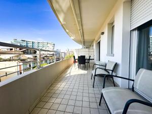 CONDOMINIO STEJ - Vicino al Mare, Posto Auto, Via Bafile