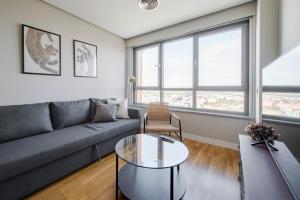 Sky Living para 4 con Parking en Sanchinarro