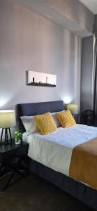 Cozy, self-catering studio in central maboneng