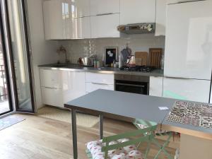 Corso Lodi - Prada, Comfort Suite in Milan