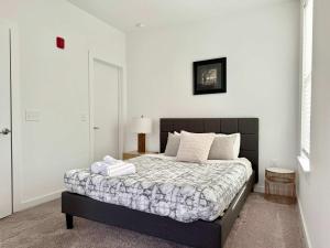 New 1B1B Condo in Old Fourth Ward 542Blvd207