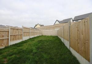 2 Double Bed Spacious House with Free Parking