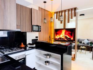 Modern Studio Menara Garden