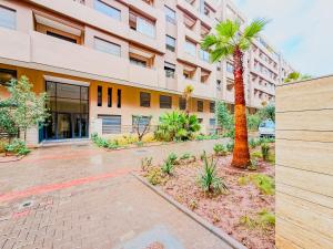 Modern Studio Menara Garden