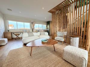 Urban Oasis - Duplex Design, Piscine privée