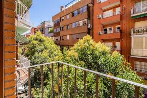 Balcón con luz natural