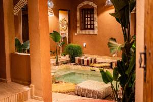 Riad Amara Private pool breakfast