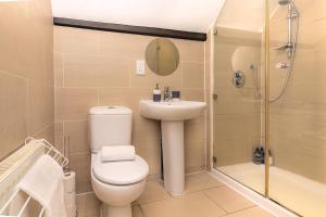 Heritage Stay, Gated Garden, Parking, Near Castle