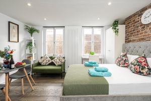 Mayfair Studios