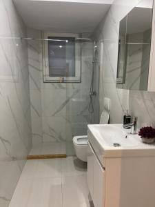 Adna Rooms Tirana Center