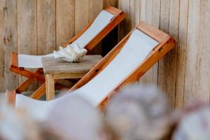 Quiet beachfront hideaway - Mafia Island - 2355