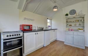 3 Bed in Croyde oc-moonra
