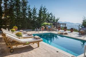 Anesis by Vintage Travel