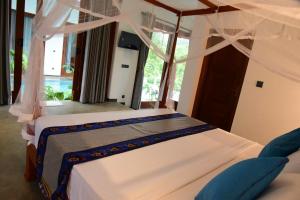 Moon Lanka Hotel Hikkaduwa