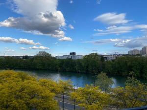 Appartement chaleureux Belle vue Proche de Paris