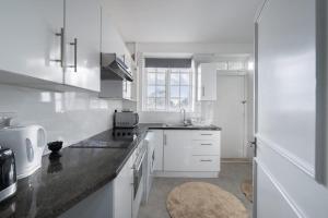 Luxurious 2 Bed 2 Bath