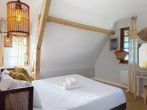 Villa Elysia YourHostHelper