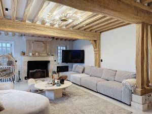 Villa Elysia YourHostHelper