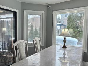 Grove Haven Retreat Budget Rooms for Workers Retirees, and Couples in Central Barrie