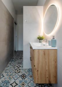 Modern apartment in Isola-Garibaldi