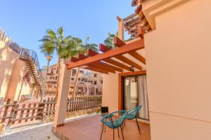 Los Collados con Jardín y Piscina By Aloha Palma