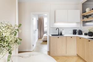 Almond Penthouse Apartment