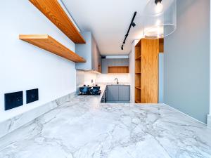 Spacious 3-Bedroom Apartment with Table Mountain Views I Ideal for Families & Groups