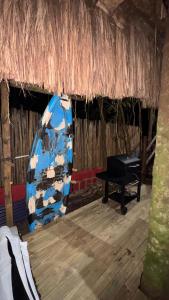 Casa Ecológica conhecida Casa de Barro