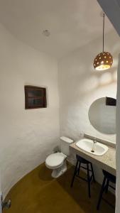 Casa Ecológica conhecida Casa de Barro