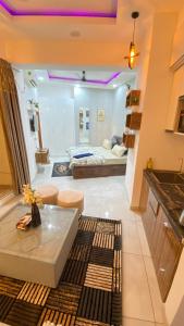 Elysian Studio by Royal Rooms