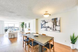 The Electric Blue Abode, Oceanside