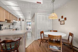 Cozy 1 Bedroom Condo on 44th Street Ocean Block!