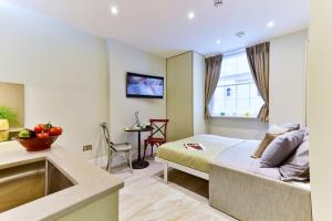 5 minutes to Baker Street tube- Basement floor