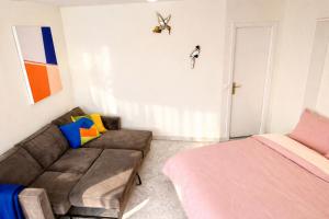 1 min to sea, Parking, AC, Terrace, 15 min Monaco