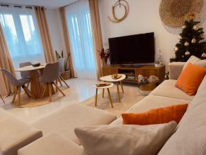 Apartamento con terraza en Mogro Playa de Usil