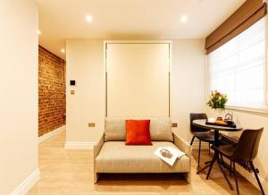 Marylebone microstudio-Ground floor-Shared kitchen