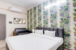 Palette - HOTEL STAR GRANDEUR