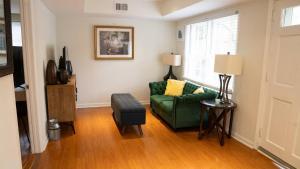 Cozy Midtown Garden Apartment | Walk the Beltline.