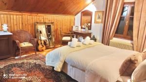 Forest cottage top of the world