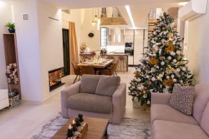 Villa AltaVista - Seaview & Relax with Heated Pool & MiniGolf