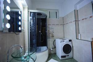 Spacious Apartment in a Central Bucharest Villa