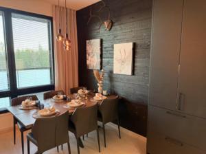 Le Chalet Lingonberry D39 Ski-in Ski-out by Aavalevi