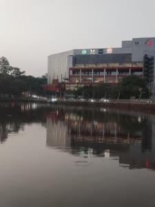 Alojamiento AV PIONEROS DEL ÉSTE