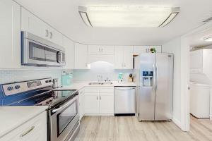 Pinnacle Port A-929 by Emerald Coast Retreats