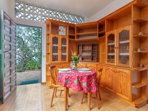 Holiday Home in Tenerife with Private Garden