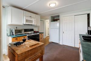 Elevated Fish & Ships on River Walk to Beach Park