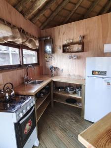 Shanti Cabin, Octagon studio apartment, 200 meters from the sea