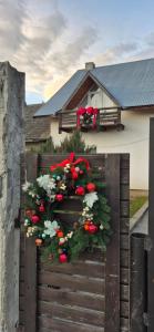 Захарова Оселя БАСЕЙН на території є Чан - Джакузі